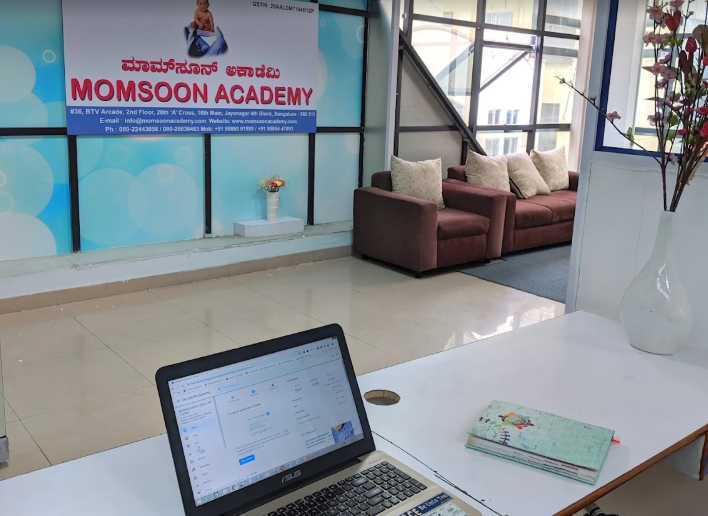 Momsoon IVF